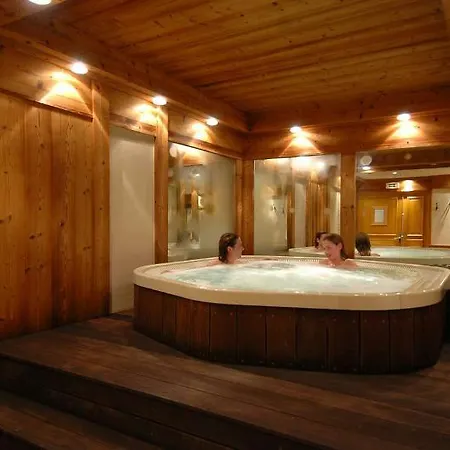 Le Des Cimes Apart-hotel 3*
